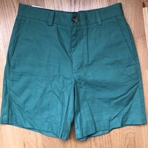 Brand New Vineyard Vine Size 28  7” Breaker Shorts
